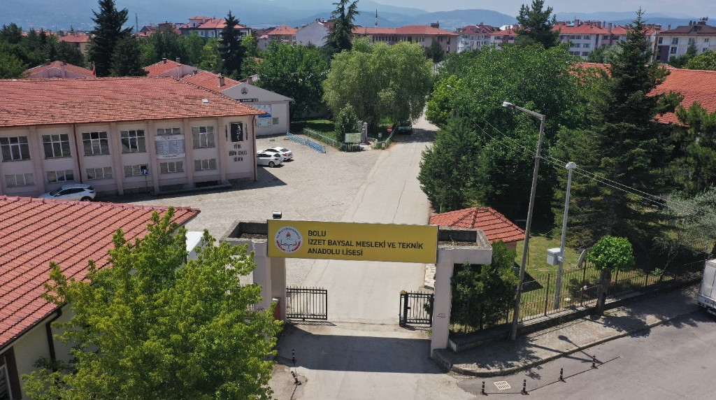 Bolu'da Mesleki Eğitim Alarmı: Anadolu Liselerinden Sonra Sıra Meslek Liselerinde!