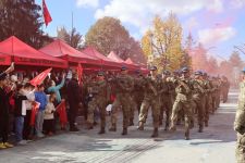 Komandolarımız yeri göğü inletti