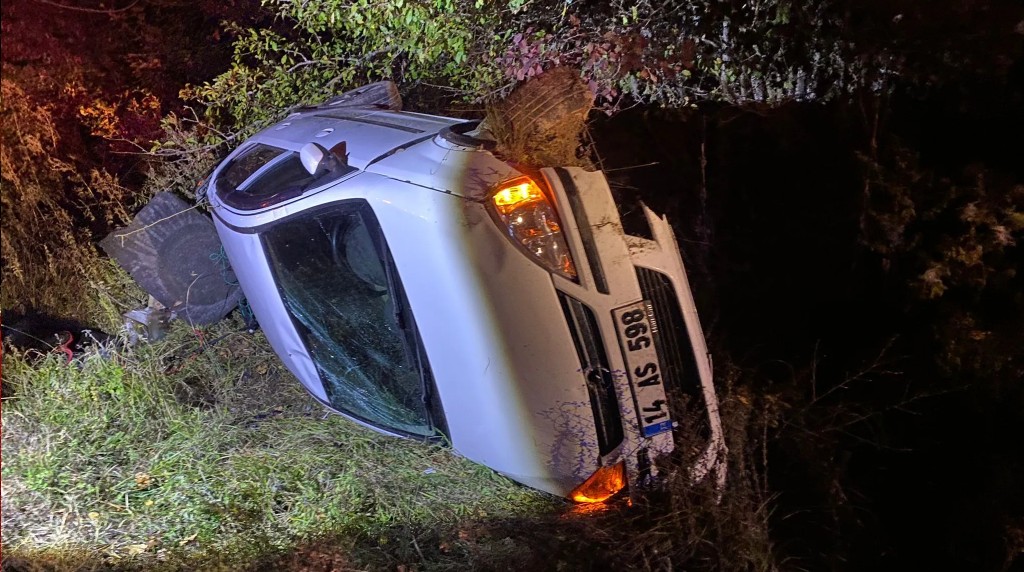 Otomobil takla attı, yaralı sürücü ehliyetsiz çıktı