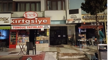 Dükkanları su bastı, ev sahibi Katar'dayım gelemem dedi