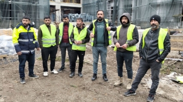 İzzet Baysal uygulama oteli inşaatında işçiler aylardır maaş alamıyor