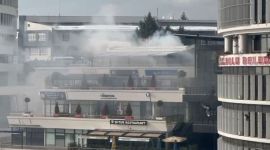 Restoranın bacası yandı Belediye önü duman altında kaldı