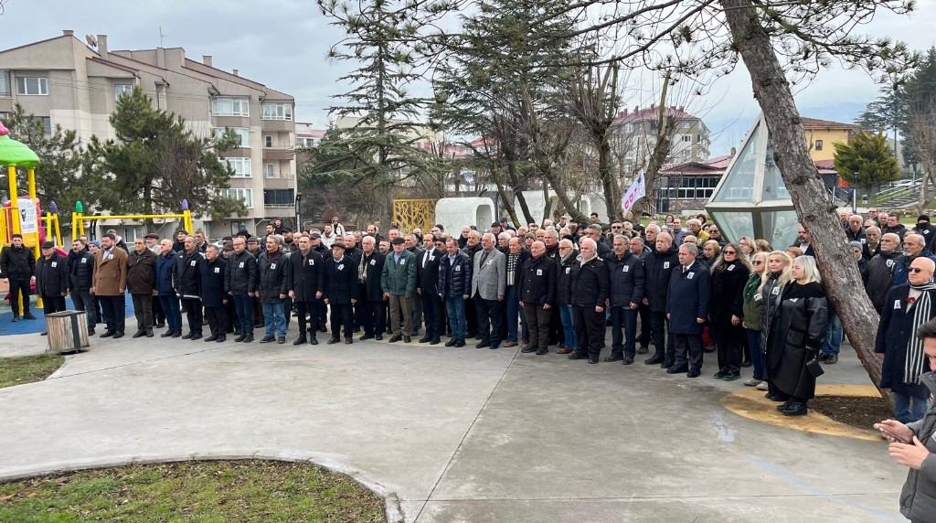 Uğur Mumcu, Uğur Mumcu Parkı'nda düzenlenen törenle anıldı      