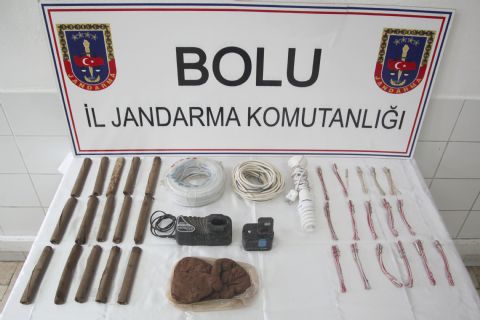 Tarihi eser kaçakçıları yakalandı