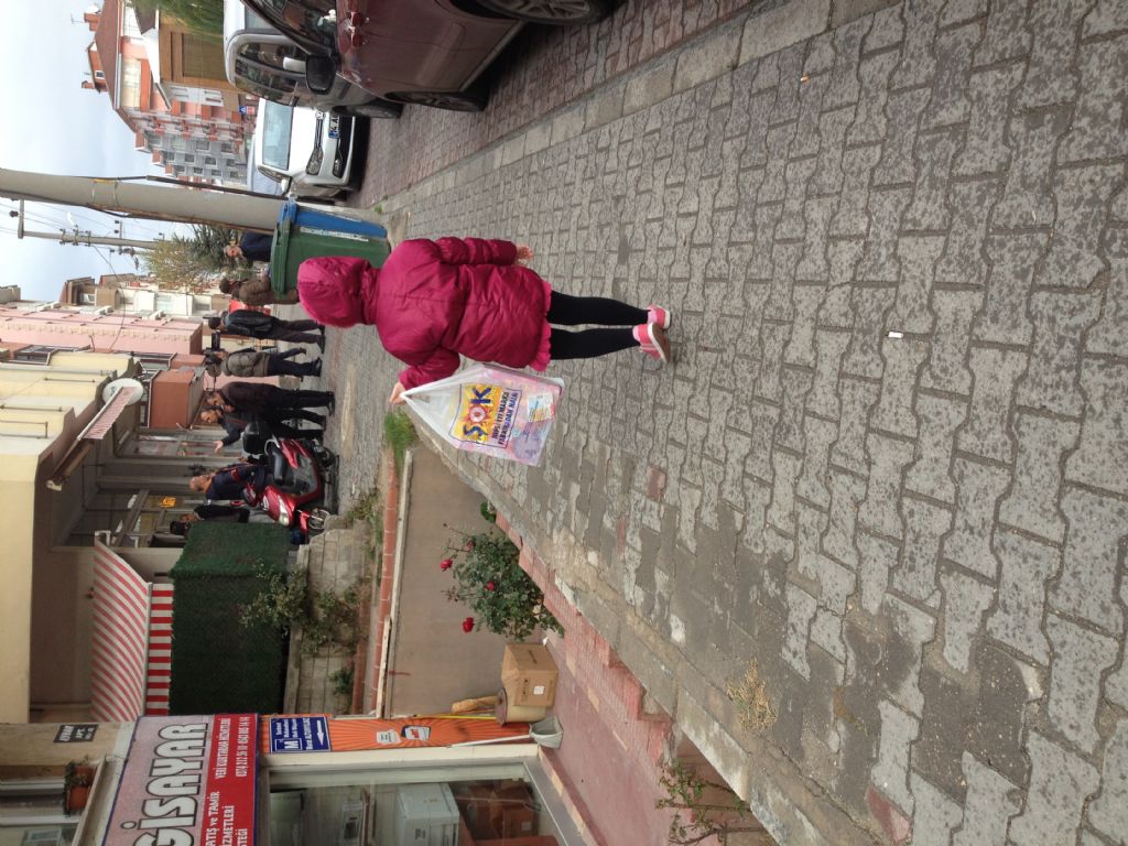 Kaldırımların üzeri kahvehane değildir !