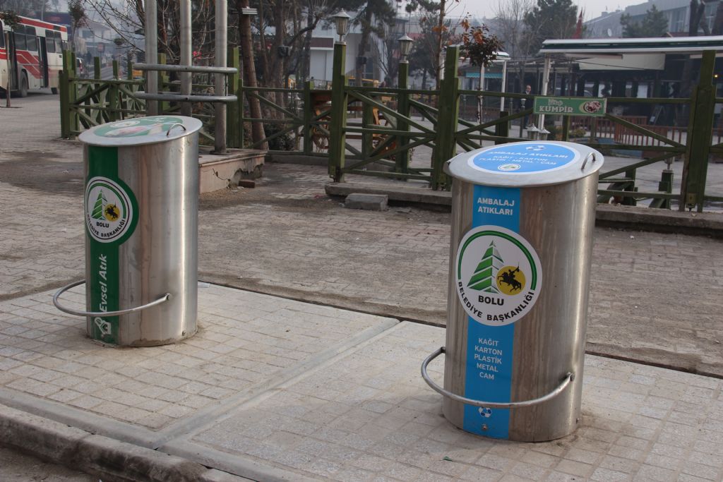 Bu çöp Konteynırlarını neden aldırdınız