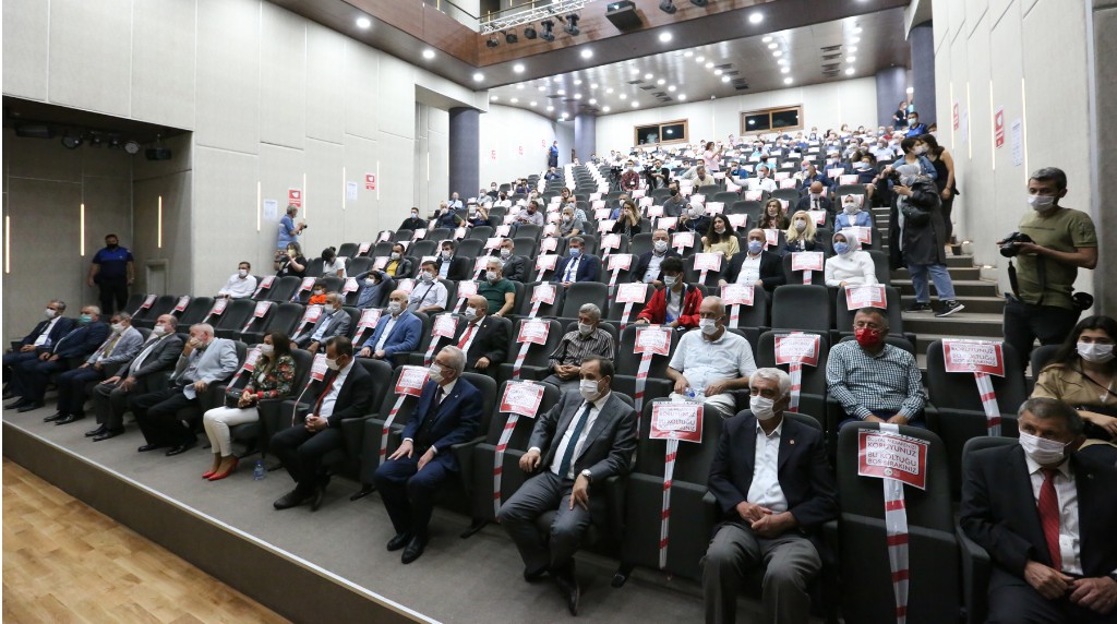 Kültür Merkezi ile sergi ve fuaye salonu da hizmete girdi