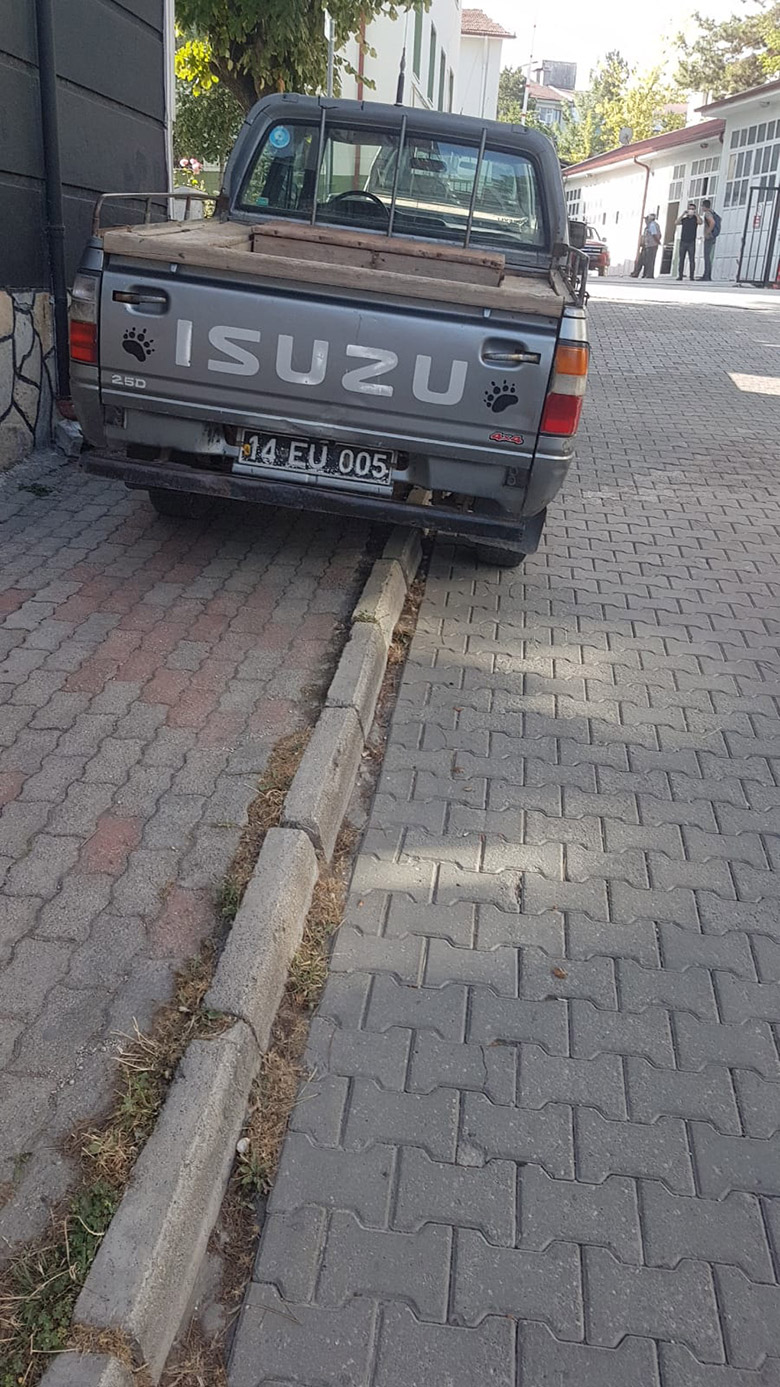 RESMİ ARAÇ PARK İHLALİ