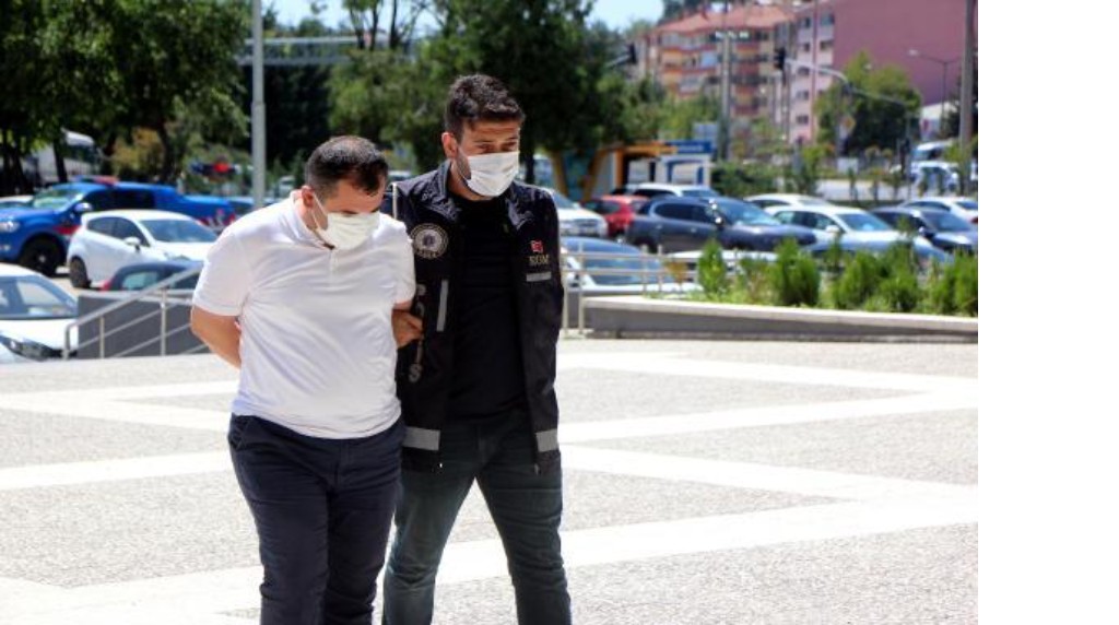 Zimmetine para geçirmek suçundan aranan bankacı yakalandı