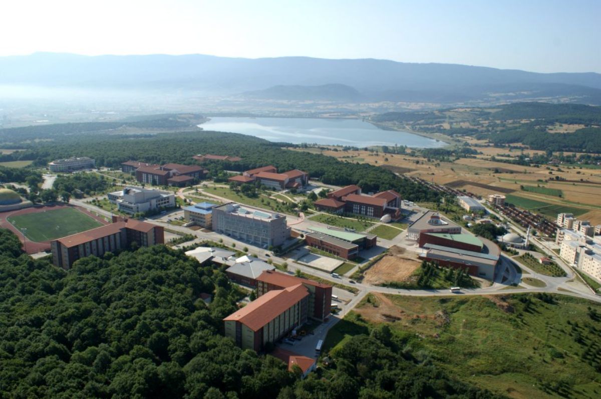 Üniversite Neden Bu Halde -1