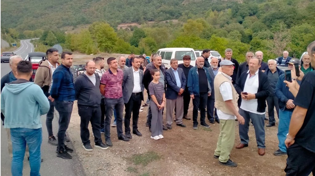 Avdullar kalker ocağına karşı, bölge halkı eylem yaptı