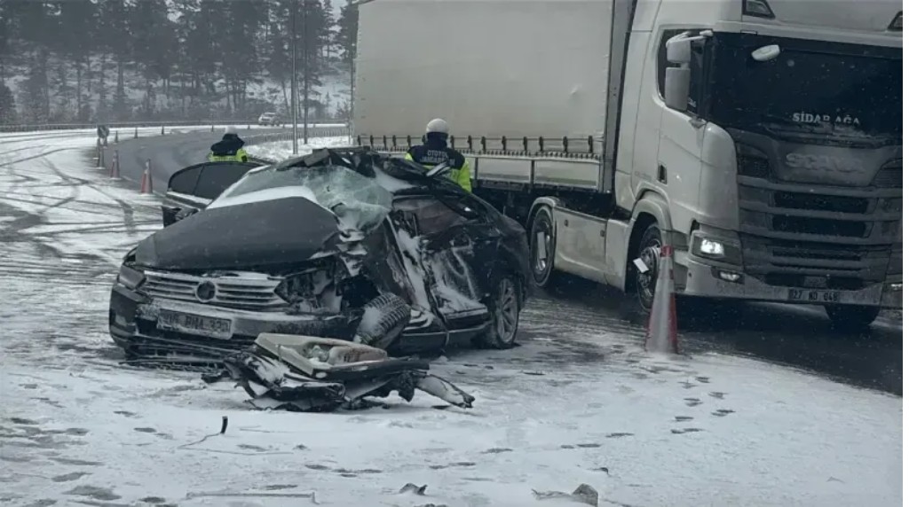 Bolu’da Cumhurbaşkanlığı konvoyunda feci kaza 2 şehidimiz var