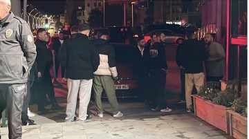 Çorbacıda bıçaklı kavga: 2 yaralı