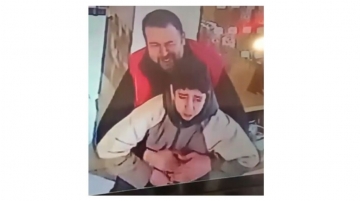   Boğulma tehlikesi geçiren öğrenciyi Heimlich manevrasıyla kurtardı